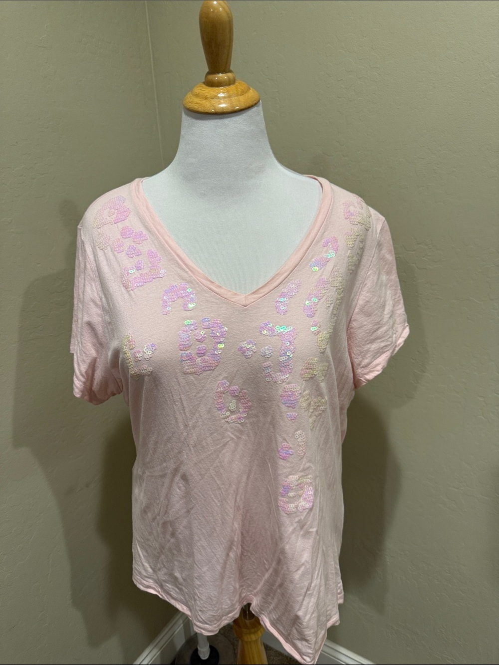 Women's Pink V-Neck Sequin Accent Tee
